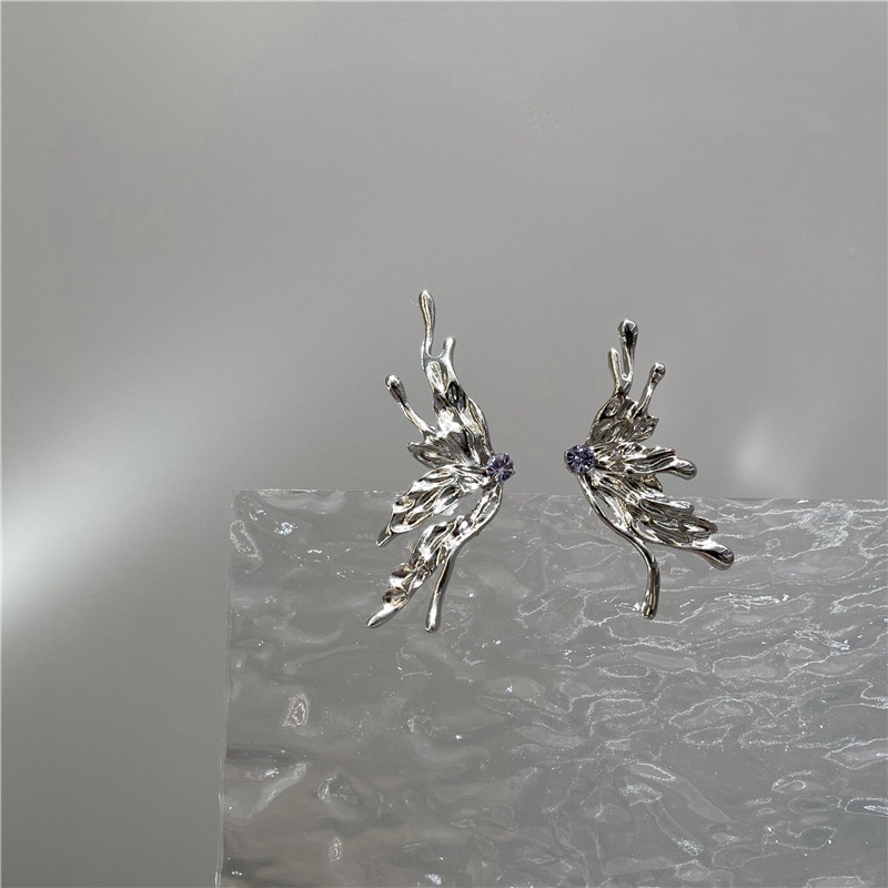 Bông Tai Hình Cánh Bướm Bằng Kim Loại Phối Dây Xích Tua Rua Chất Lượng Cao