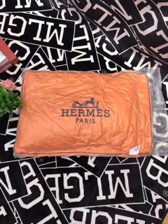 Gối cao cấp Hermes Paris