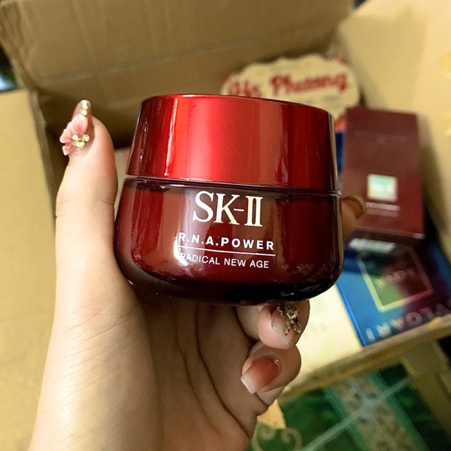 Kem chống lão hoá SK-II  The new RNA Power Airy Milky Lotion SK-II- (50g/hủ)