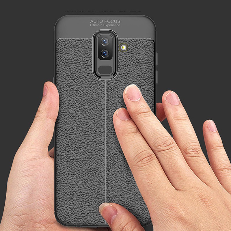 Ốp Lưng Auto Focus Vân Da Cho Samsung J8