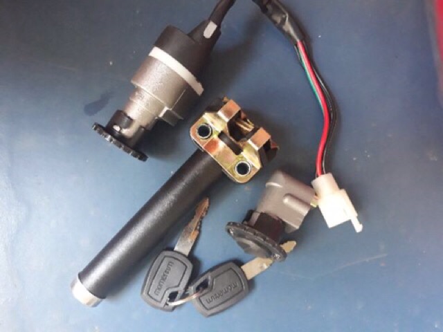 Bộ 3 khoá điện 133s, khoá yên, khoá bình xe điện 133S plus