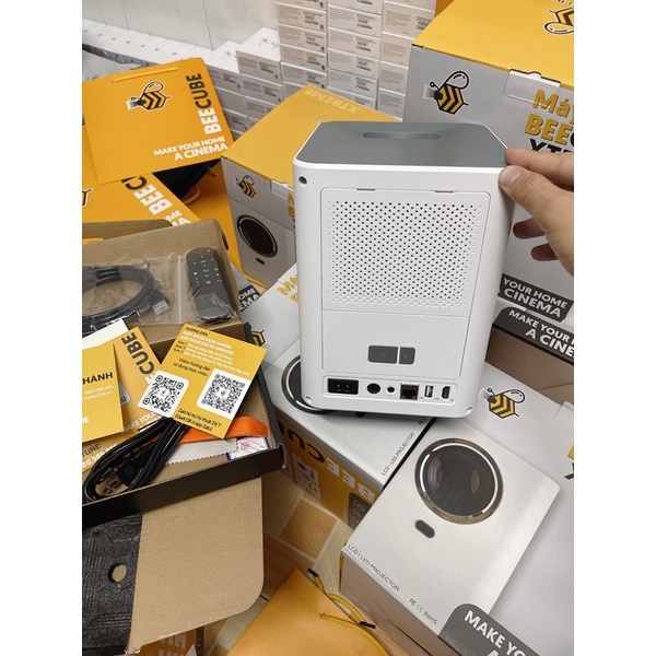 Máy Chiếu BeeCube Xtreme Full HD 1080P Chính Hãng Hỗ Trợ 4K Sắc Nét Bảo Hành 12 Tháng