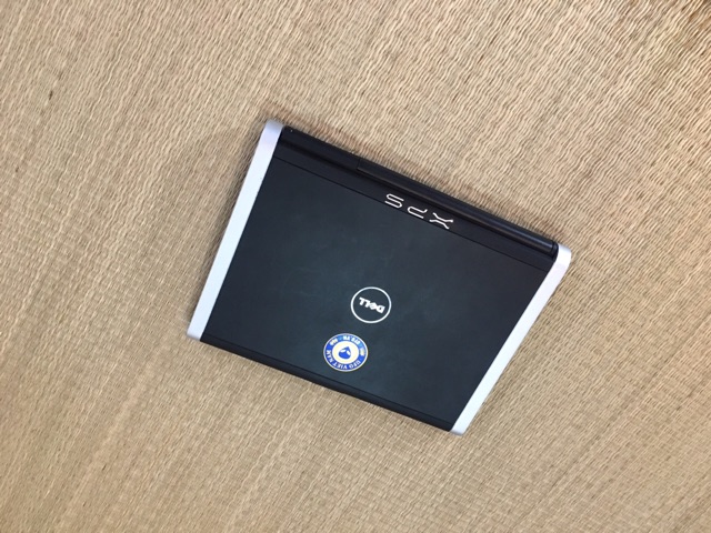 Laptop UFO Dell XPS M1330 vỏ nhôm thời trang sang trọng văn phòng đẹp like new