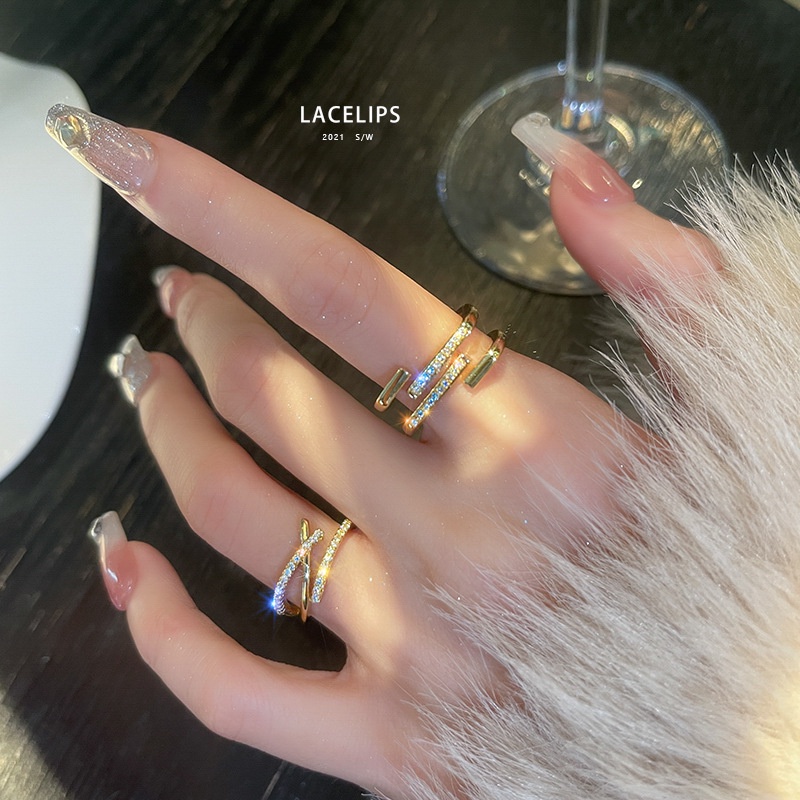 Nhẫn Hở Nhẹ Kiểu Dáng Tinh Tế Sang Trọng Thời Trang