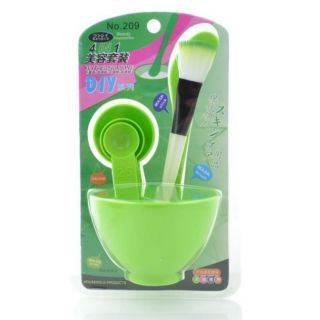 Dụng cụ đắp mặt nạ tại nhà