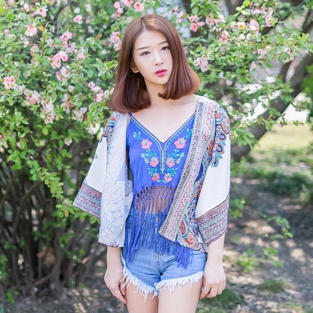 Áo khoác tay lỡ boho dáng ngắn | BigBuy360 - bigbuy360.vn