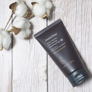 Sữa rửa mặt tẩy tế bào chết Innisfree