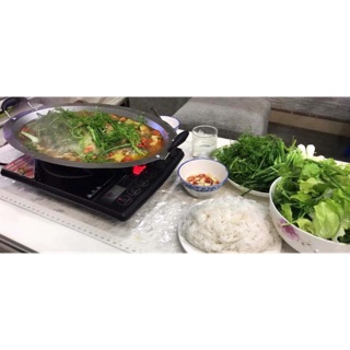 Khay om cá dưa lẩu