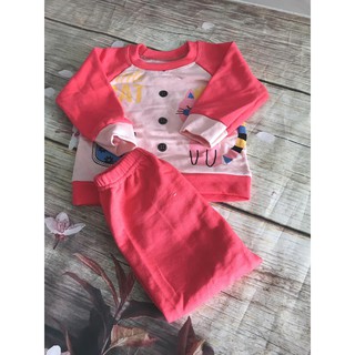 Bộ quần áo tay dài bé gái