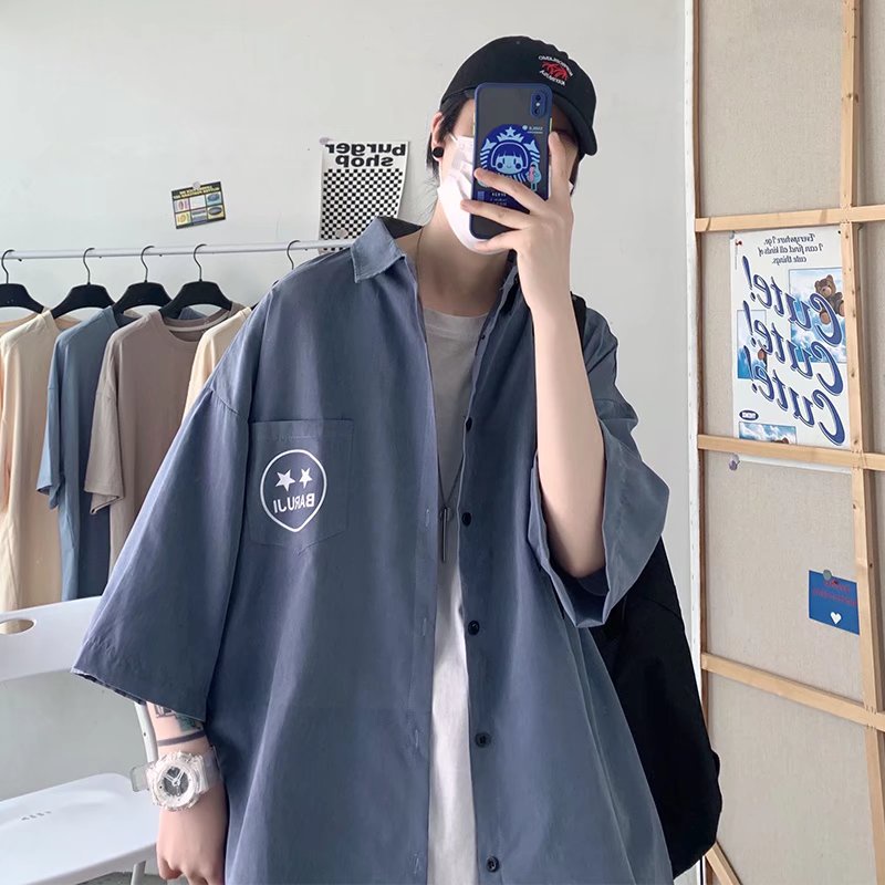 ✦ AFFLIGA ✦Áo Sơ Mi Tay Ngắn Dáng Rộng Thoáng Khí In Hình Mặt Cười 4 Màu Sắc Cho Nam