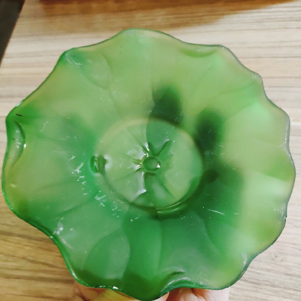 Chum Ly Nước "chạm NỔI" Lưu Ly HOA SEN cao cấp 8cm-10cm
