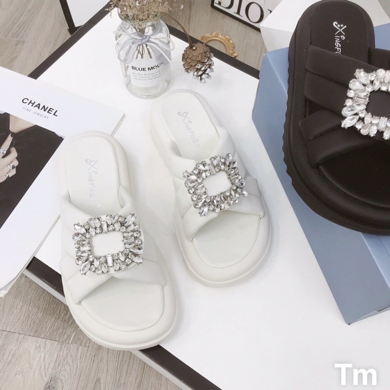 DÉP XUỒNG CHÉO BOX