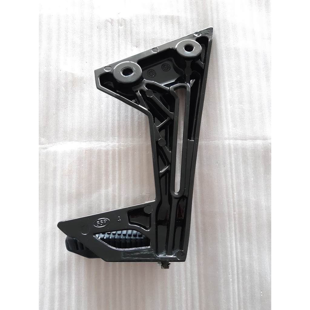 Pát Gác Chân Sau Xe Exciter 135 2011 - 2014 - Hàng Zin