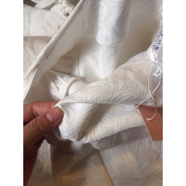 Váy Trắng lệch vai tiểu thư