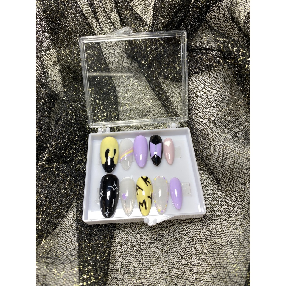 Mẫu NAIL BOX thiết kế BTS