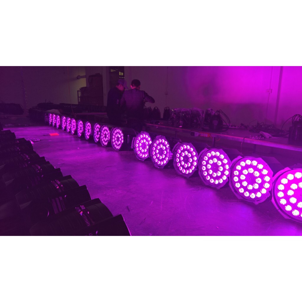 Đèn DTE Par LED 24x15W 4in1 RGBW