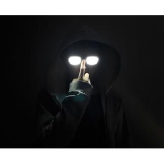 Mắt kính đèn LED hoá trang Conan độc đáo