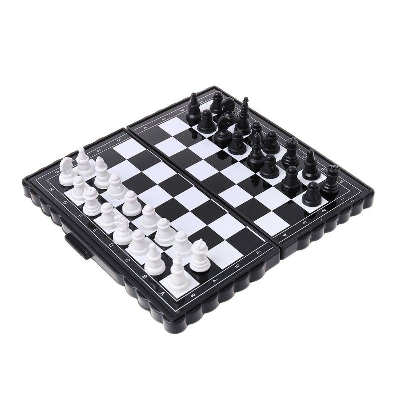 Đồ chơi cờ vua nam châm bằng nhựa kích thước mini 13 x 13cm bỏ túi tiện dụng