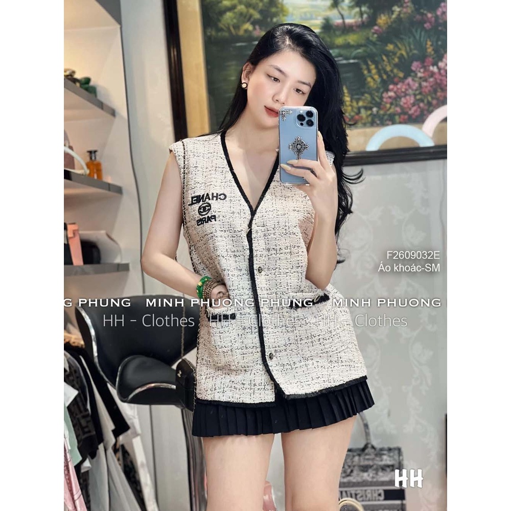 Áo khoác dạ tweet phối viền có túi cổ tim sát nách hàng đẹp!