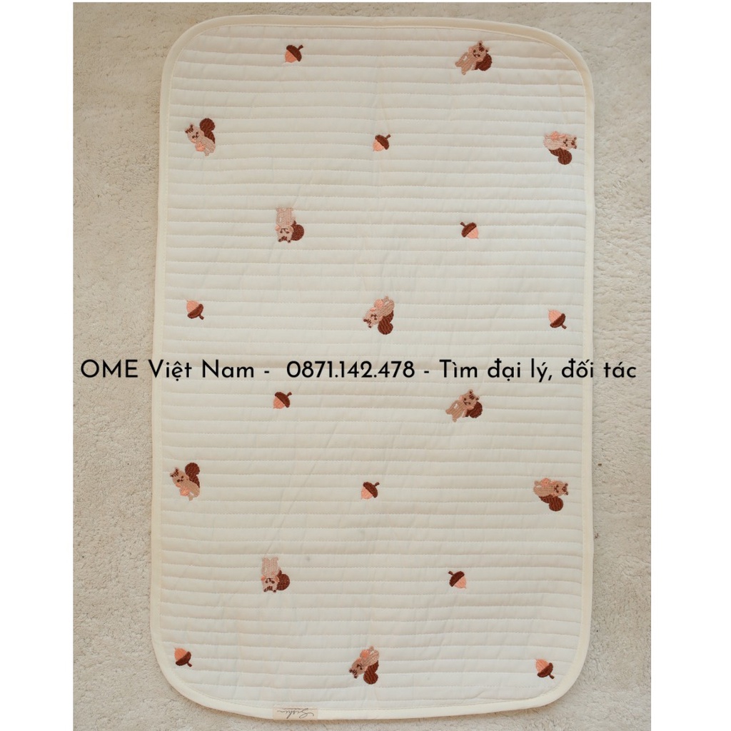 Lót chống thấm, thay bỉm lót lưng 45x65cm cho bé vải cotton Hàn chần bông chính hãng OME x Sishi