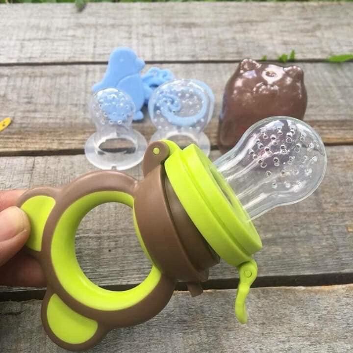 Núm vú nhai ăn dặm chikilaki