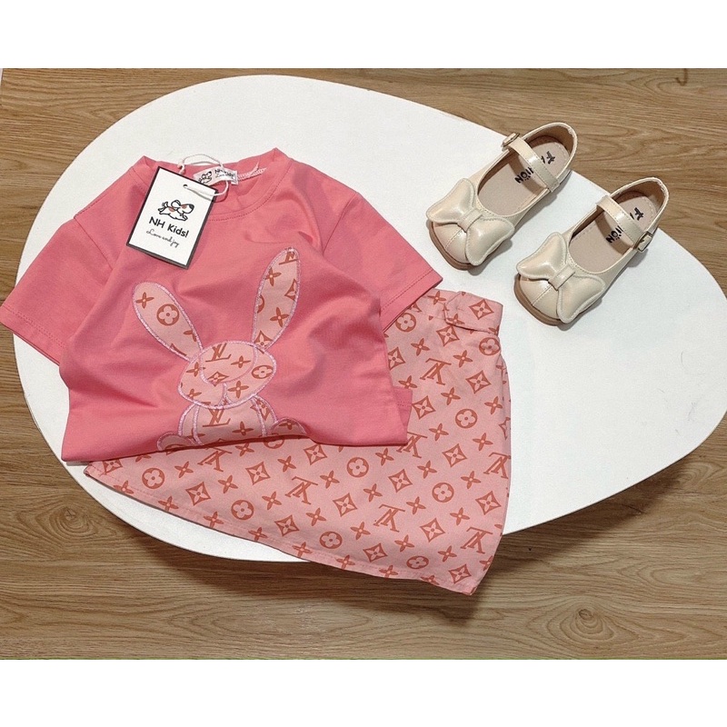 Set áo thỏ - chân váy