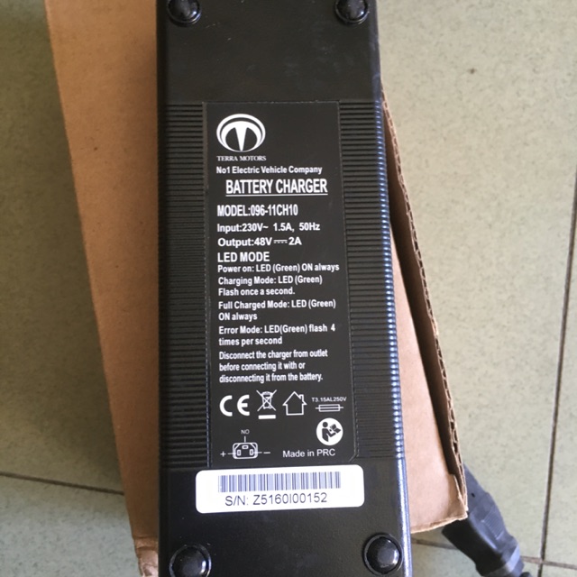 Sạc pin 48v12ah