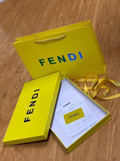 Hộp hãng full box 70k đủ loại.