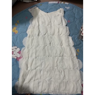 Váy trắng size s,m