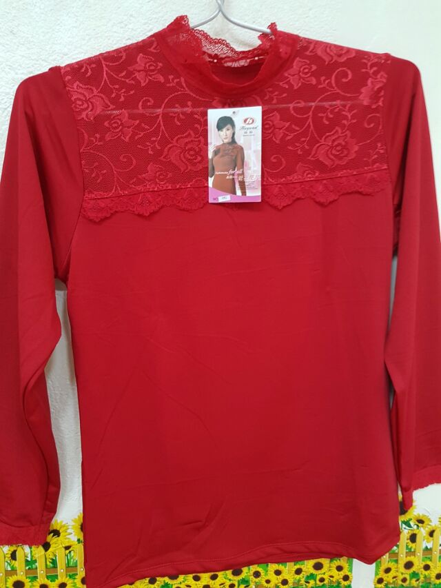 Áo cổ 5 phân phối ren