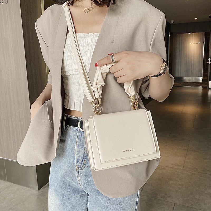 Túi xách đeo chéo nữ giá rẻ đẹp đi chơi phong cách thời trang hàn quốc dễ thương Linh Store