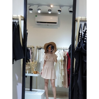 Váy chiết eo
