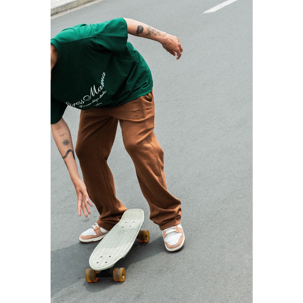 Quần dài 365 SEASONAL TRACK PANTS - BROWN màu nâu, nỉ chân cua cotton 100% 440GSM