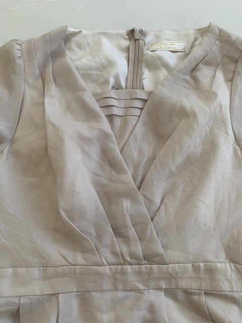 Thanh lý đầm công sở tay lỡ