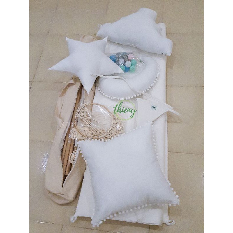 Gối trăng sao mây vuông trắng đã nhồi bông 40x40cm. fullset hoặc lẻ Vải cotton 100% gối trang trí pompom