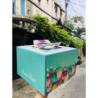 Hộp bánh kem giấy size 2517cm - hộp kèm đế trắng - họa tiết ngẫu nhiên-