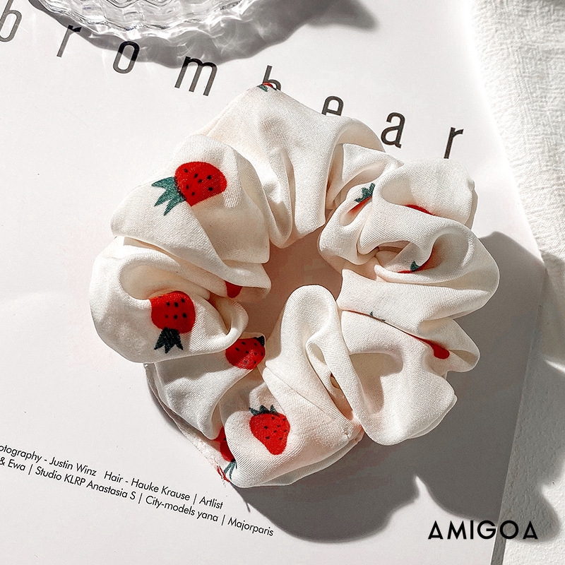 ✨✨Dây buộc tóc vải satin in hình dâu tây thời trang cho nữ