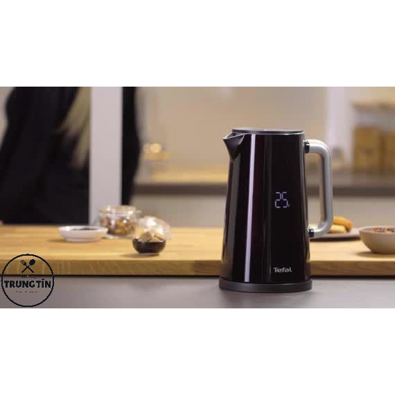 Ấm siêu tốc Tefal Smart & Light KO850810 1.7L Màn hình hiển thị kỹ thuật số, có đèn báo nhiệt độ khi đun