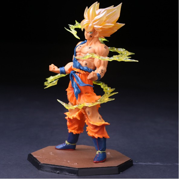 Mô hình siêu Saiyan Kakalot cao 17cm phục vụ các fan của Dragon Ball