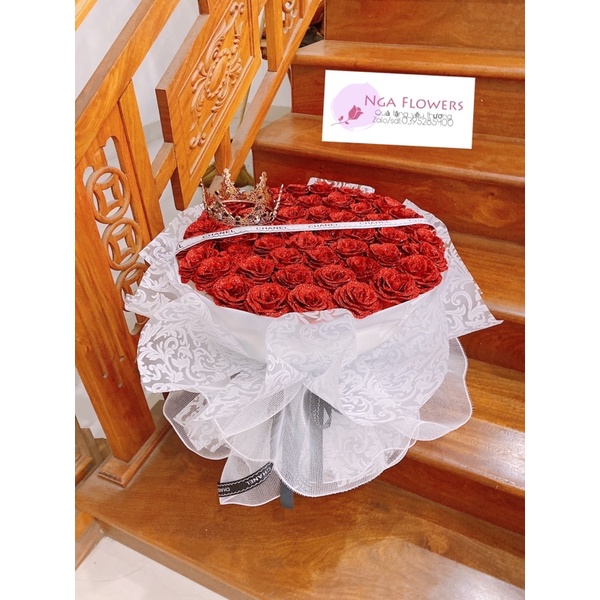 [Quà Tặng] Bó Hoa Nhũ 50 Bông Kèm Vương Miện,Đèn