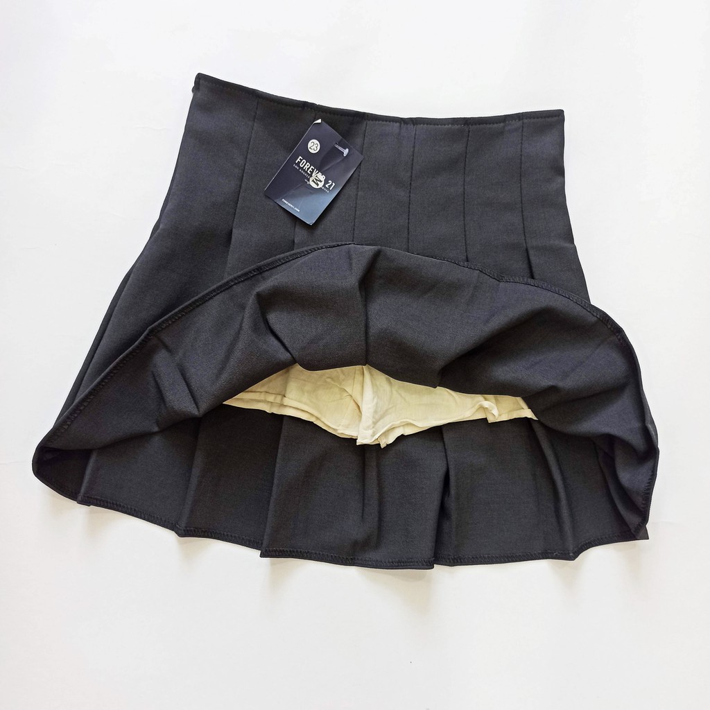 Chân váy xếp ly màu xám size M