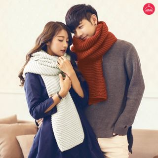 Khăn len đan tay - couple phong cách Hàn Quốc