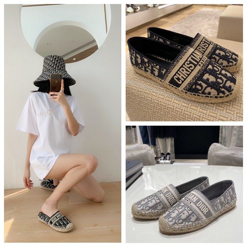 Giày Lười Vải Canvas In Logo Hoa Thời Trang Mới Cho Nữ