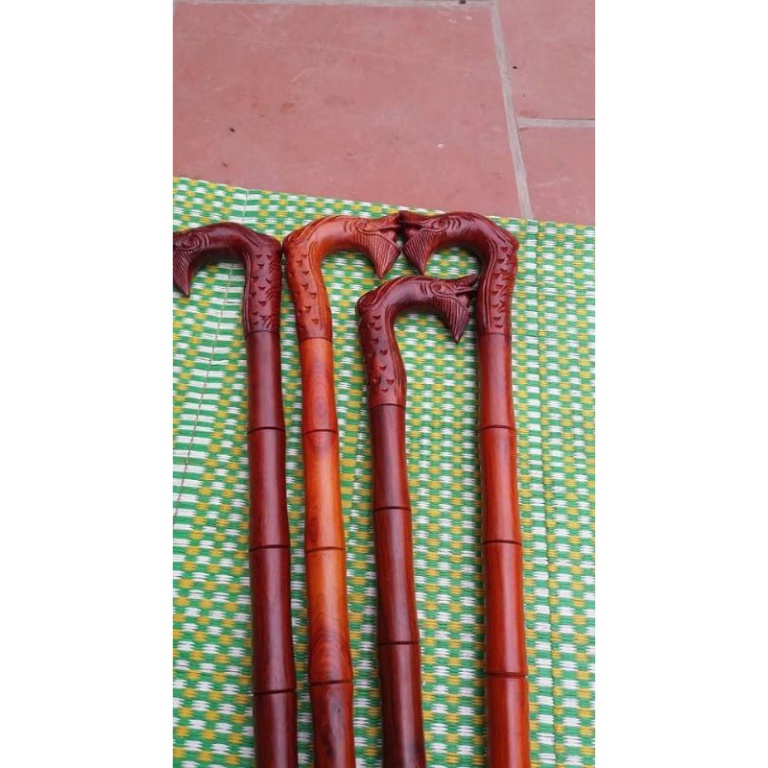 Gậy BaToong bằng gỗ chắc chắn, bền, đẹp dành cho Người Già . ĐTLV