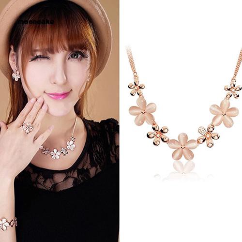 Dây chuyền mạ vàng đính ngọc mắt mèo sang trọng