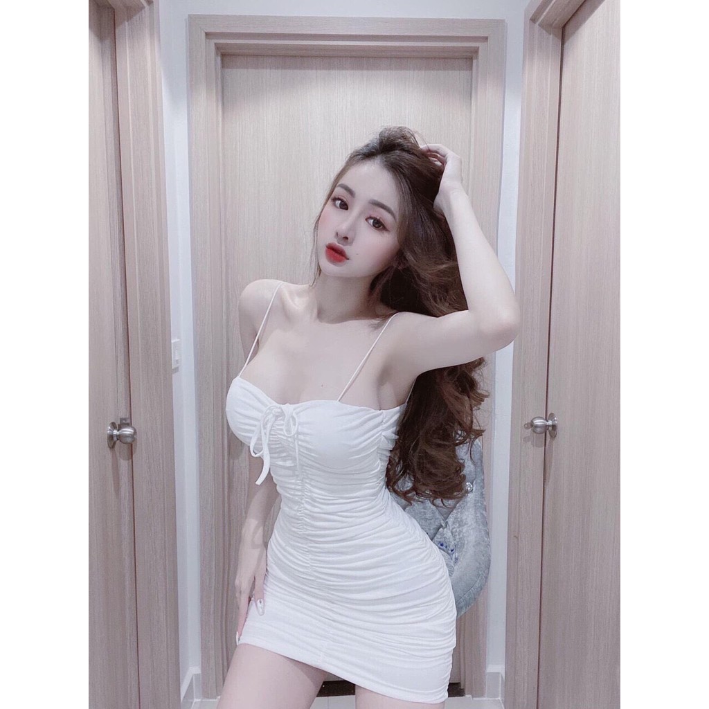Đầm nhúng nơ