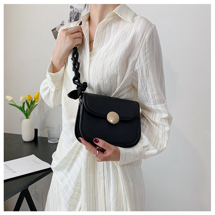 Túi xách nữ giá rẻ đeo chéo khóa tròn phối nơ Superbag668 261