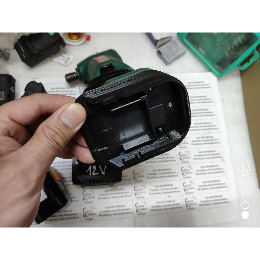 Đế chuyển pin máy Hitachi 9.6V pin đút sang dùng hộp pin cài Makita