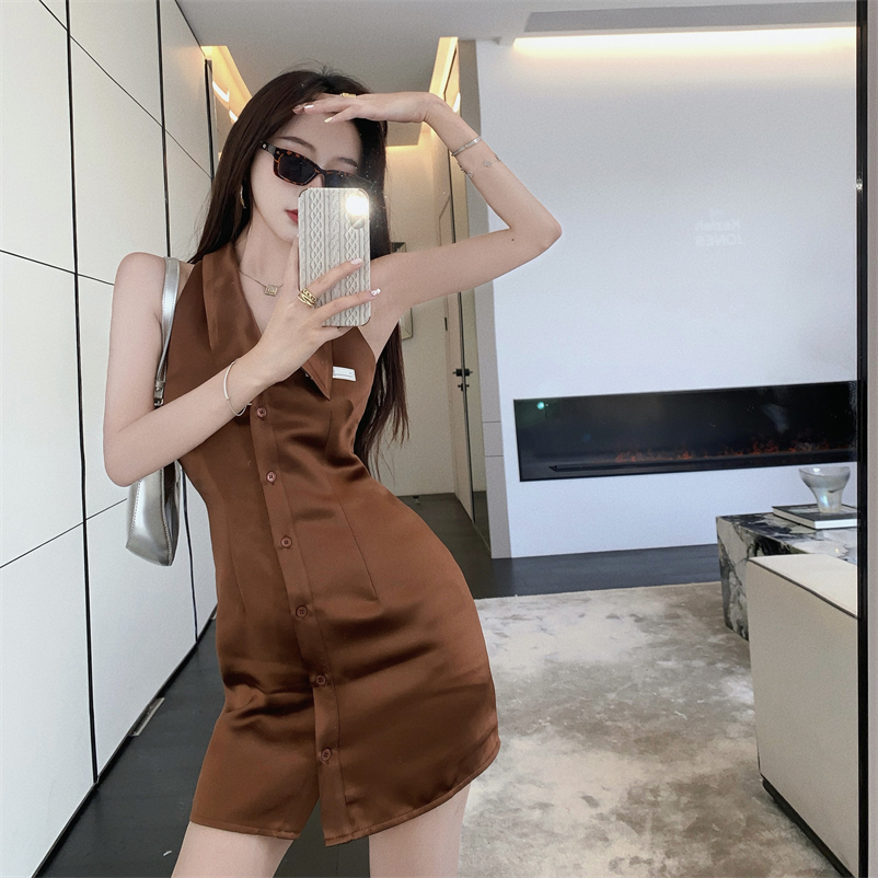 Đầm Sát Nách Chất Satin Thiết Kế Quyến Rũ Thời Trang