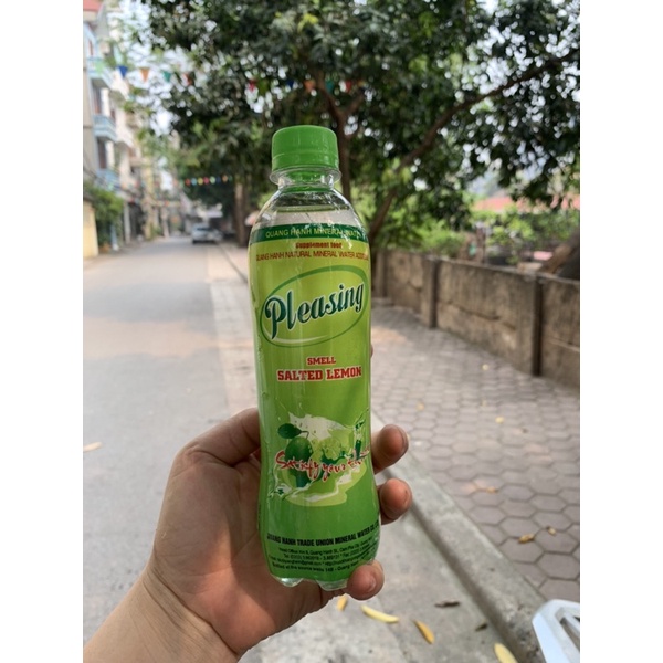 Nước khoáng chanh muối Quang hanh pleasing vị chanh muối